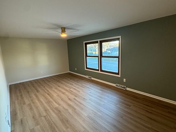 3rd image of 204 Joellen Dr #206