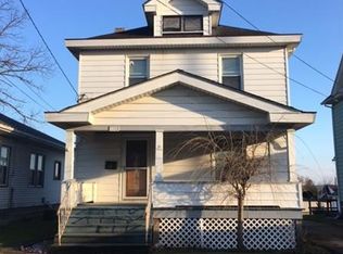 1052 Adams St, New Castle, PA 16101