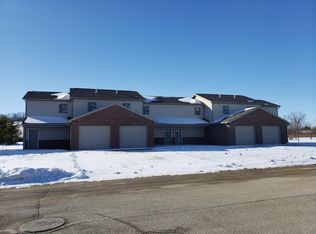 779 Meadow Glen Ave, Brookville, OH 45309