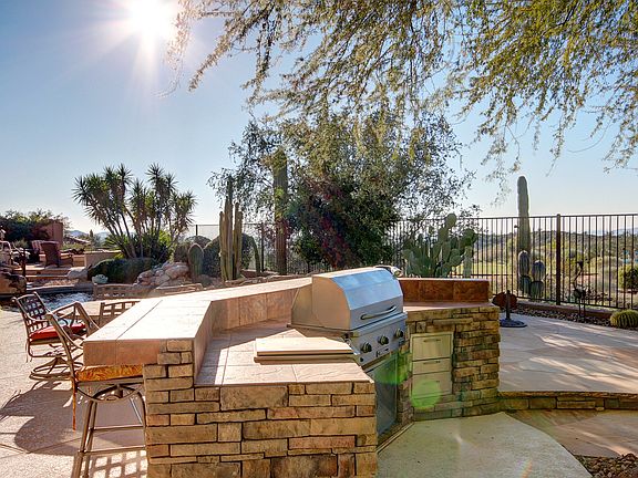4th image of 42402 N Astoria Way