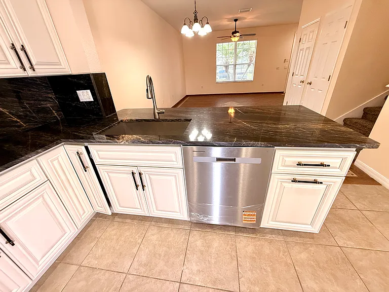 11652 Declaration Dr — Photo 16