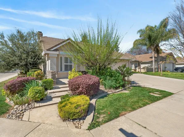 2395 Cayman Dr, Lodi, CA 95240