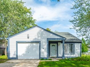29W796 Hurlingham Ct, Warrenville, IL 60555