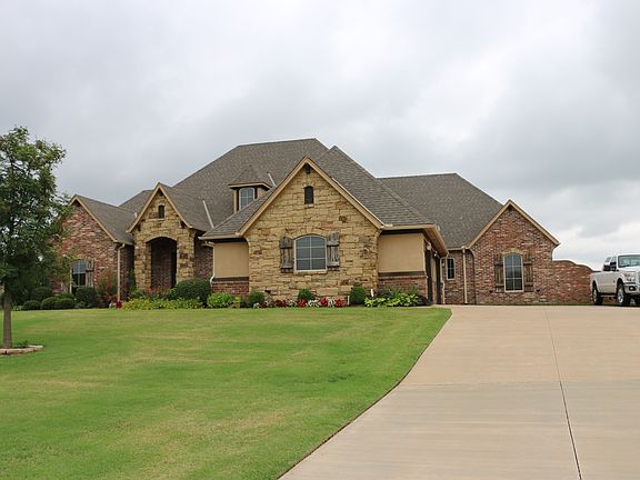 2nd image of 10616 Granada Dr