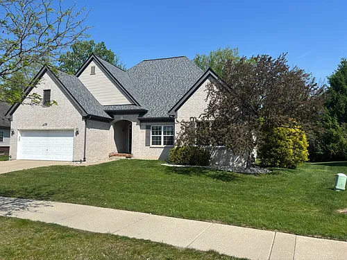 2108 Lagoon Dr Photo 1