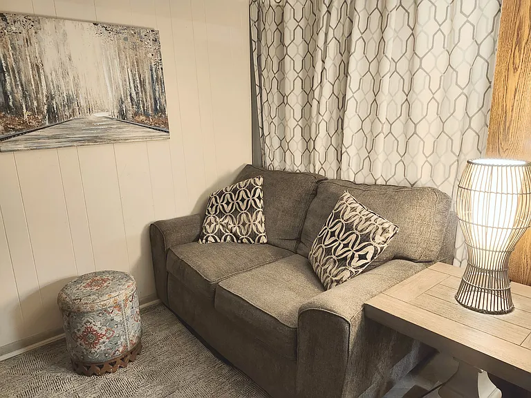 1831 Oxford Ave SW #202 — Photo 15