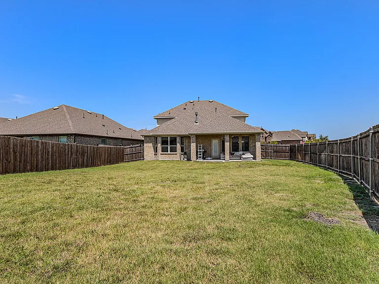 3109 Maverick Dr — Photo 30