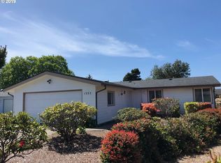 1555 Kallakalla Ct, Florence, OR 97439