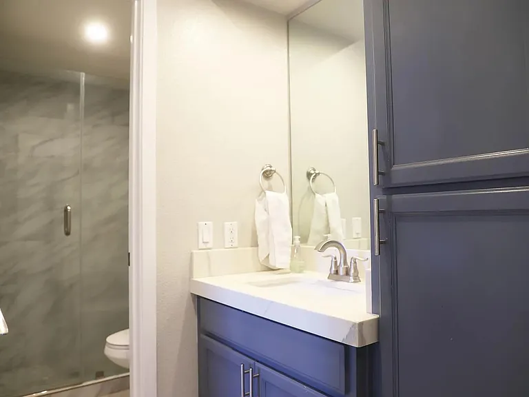 1035 Hornblend St — Photo 15