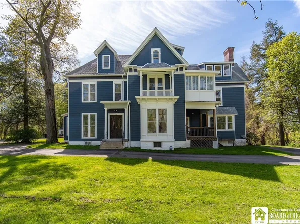 238 E Main St, Westfield, NY 14787