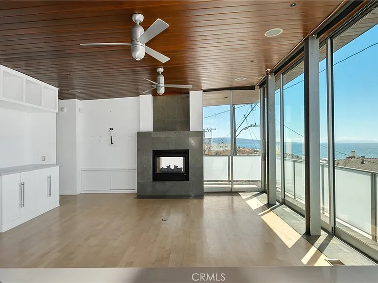 3316 Crest Dr — Photo 3