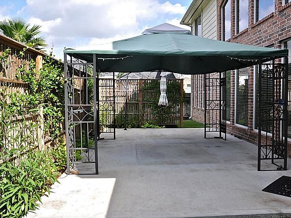 5th image of 16627 Chalmette Park St