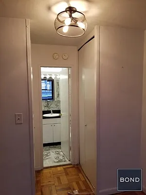 Rented by Bond New York | media 6