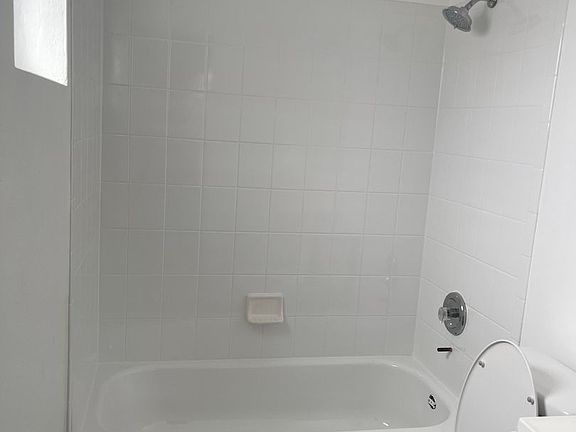 5th image of 4175 Bachman Pl #75-61