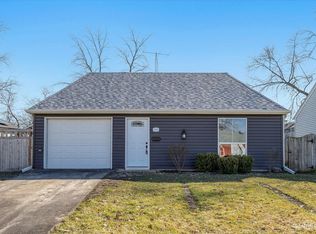 130 Tealwood Rd, Montgomery, IL 60538