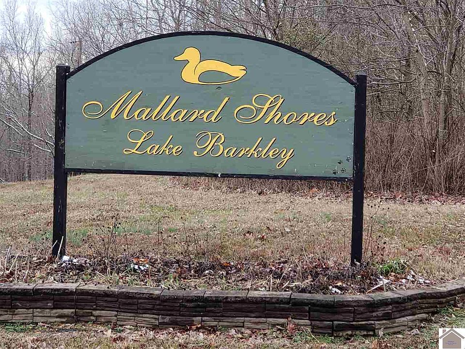 1st image of 10 Mallard Dr #10