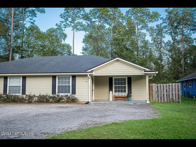 226 Bradford Dr #228 — Photo 3