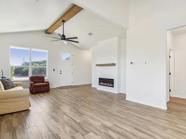 2500 Houston Dr — Photo 16