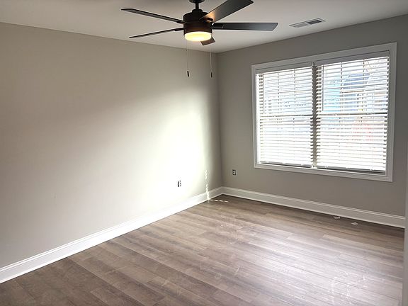 4th image of 221 Harvest Park Dr