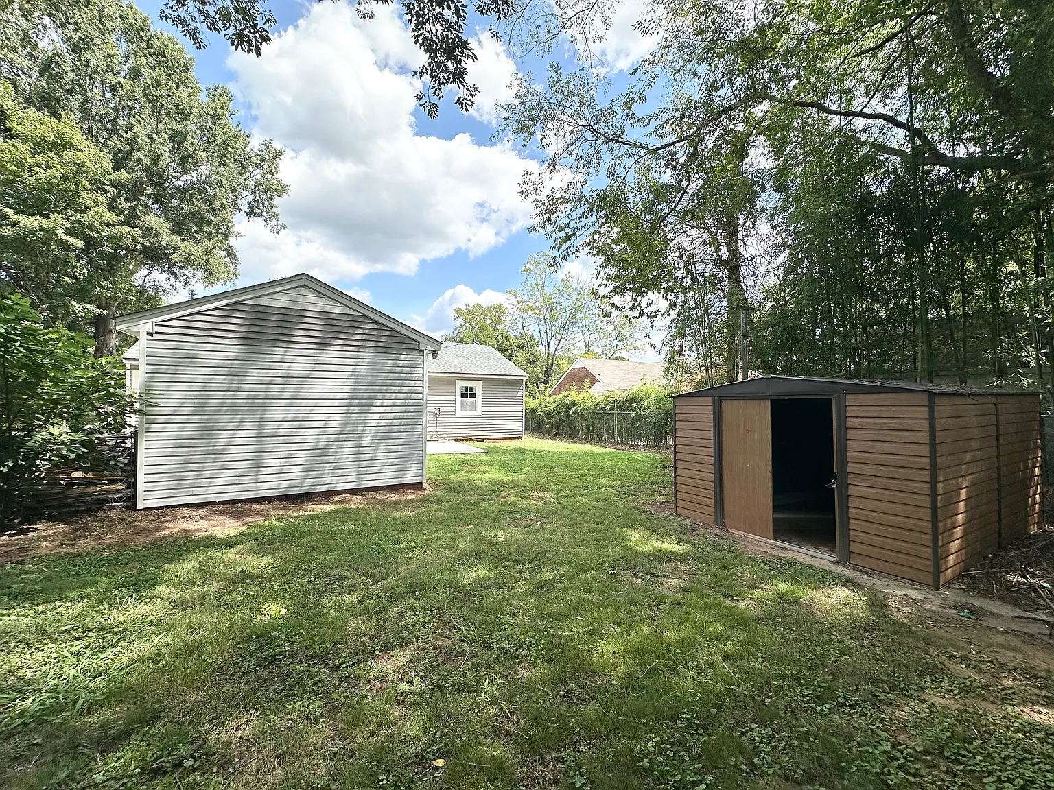 4 bed, 1569 sqft, $1,990 — Photo 2