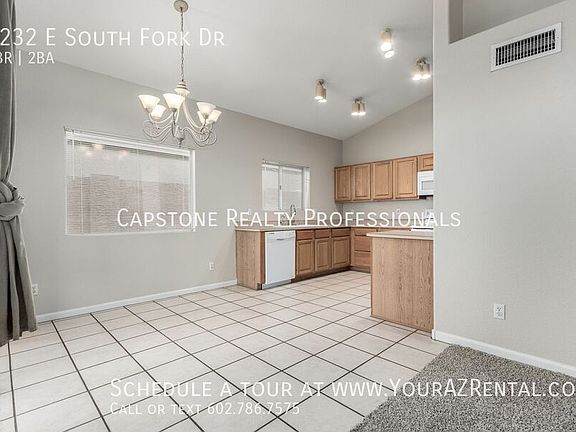 5th image of 4232 E South Fork Dr