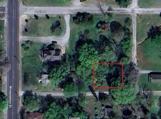 600 Hickman St, Benton, IL 62812