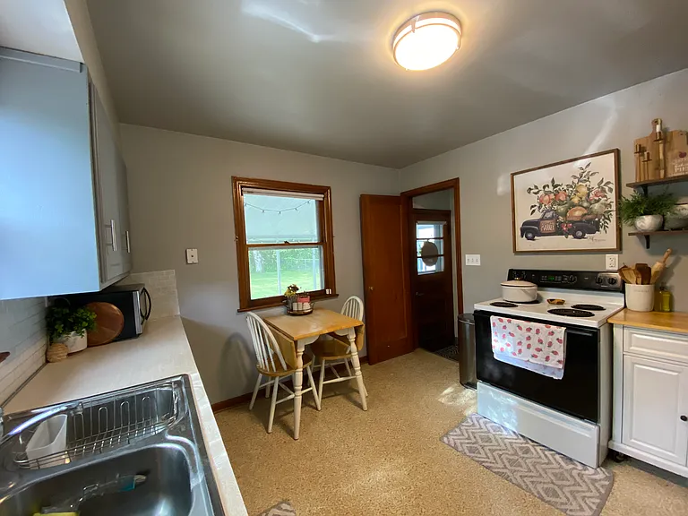 2150 Hyde Ave — Photo 6