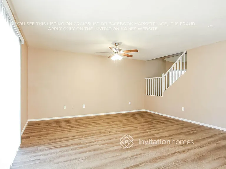 13442 W Rose Ln — Photo 5