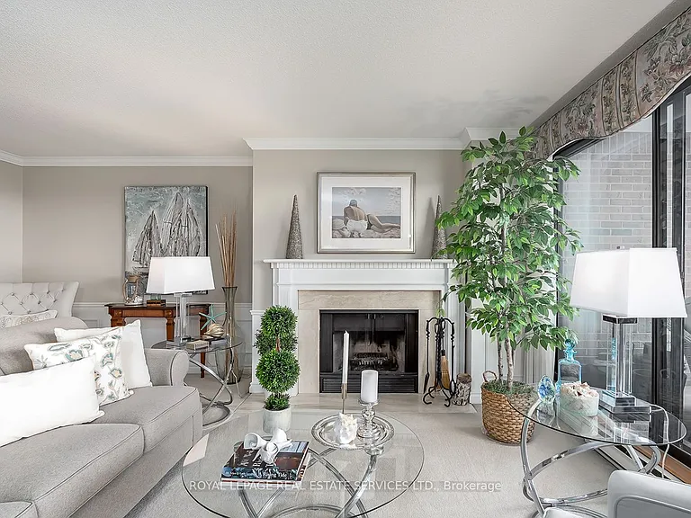 100 Lakeshore Rd E #805 — Photo 8