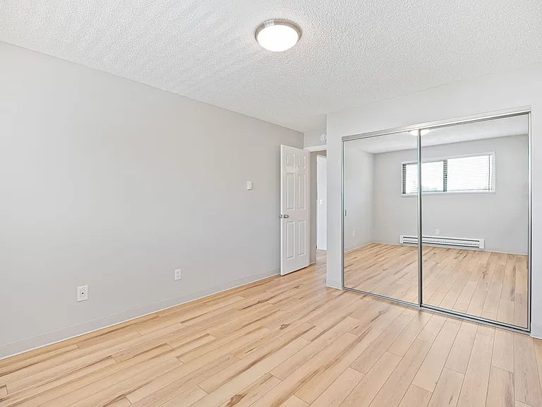 89th Building — Photo 14