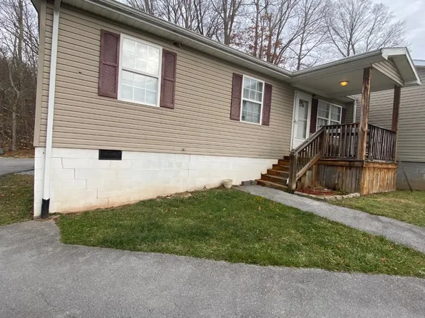 213 Post Rd, Falls Mills, VA