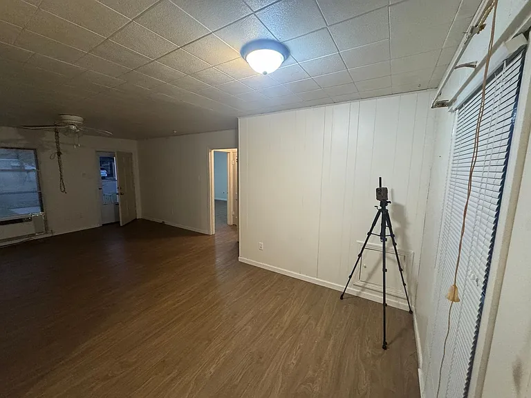 2811 W Avenue H — Photo 9