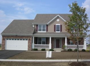 403 Hutchison St, Oswego, IL 60543