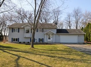 2743 Tareyton Cir, Stoughton, WI 53589
