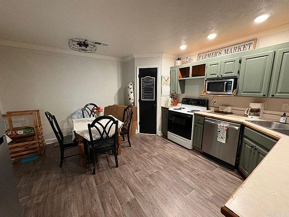 2nd image of 120 Spring Creek Dr