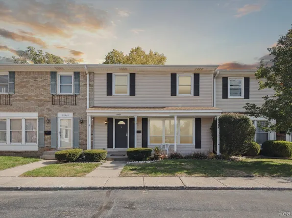 13365 Lake Point Blvd, Belleville, MI 48111