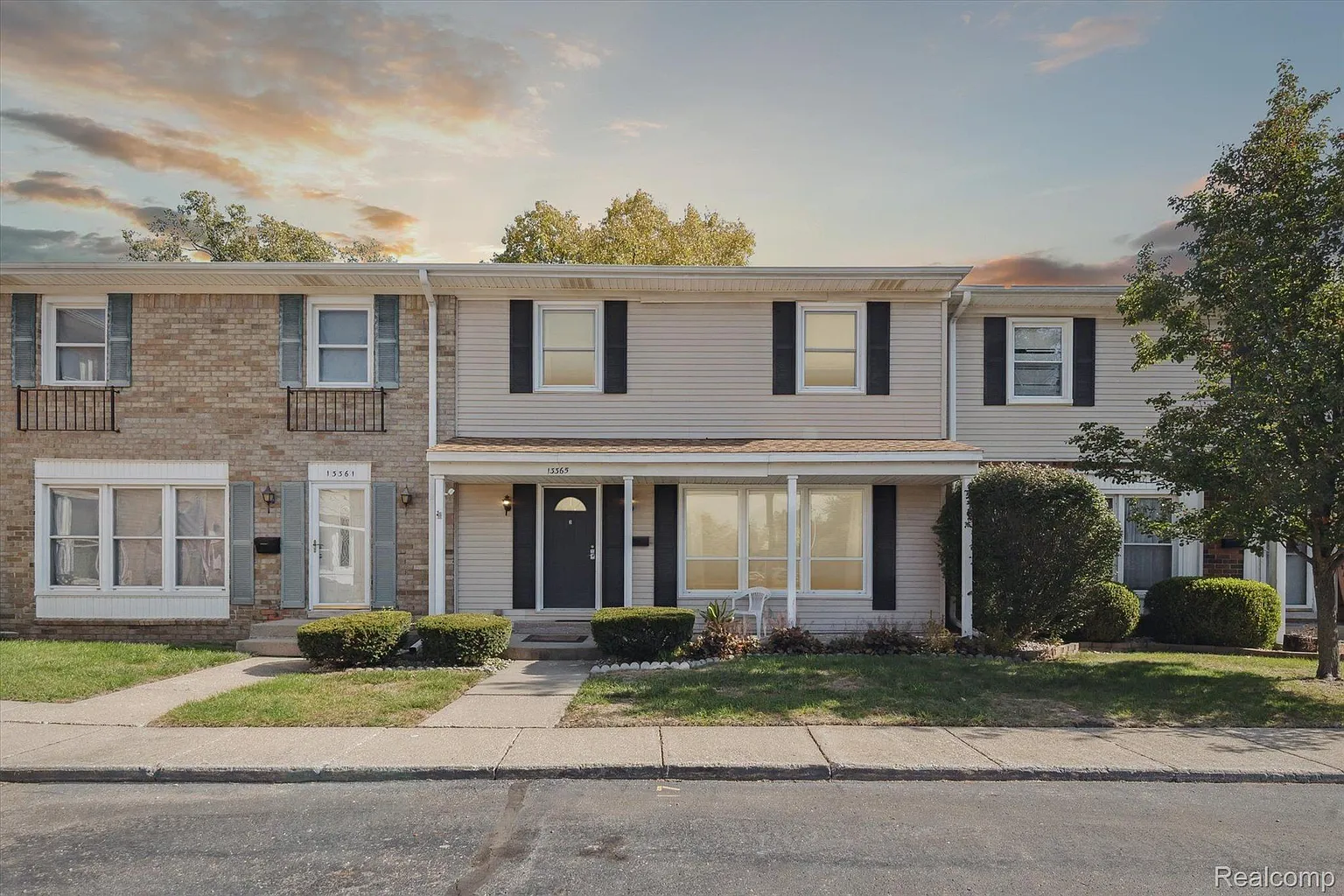 13365 Lake Point Blvd photo 1