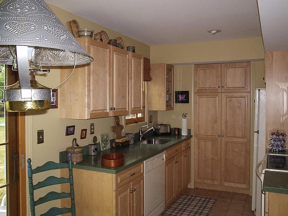 625 Dana Farms Fairhaven MA Zillow