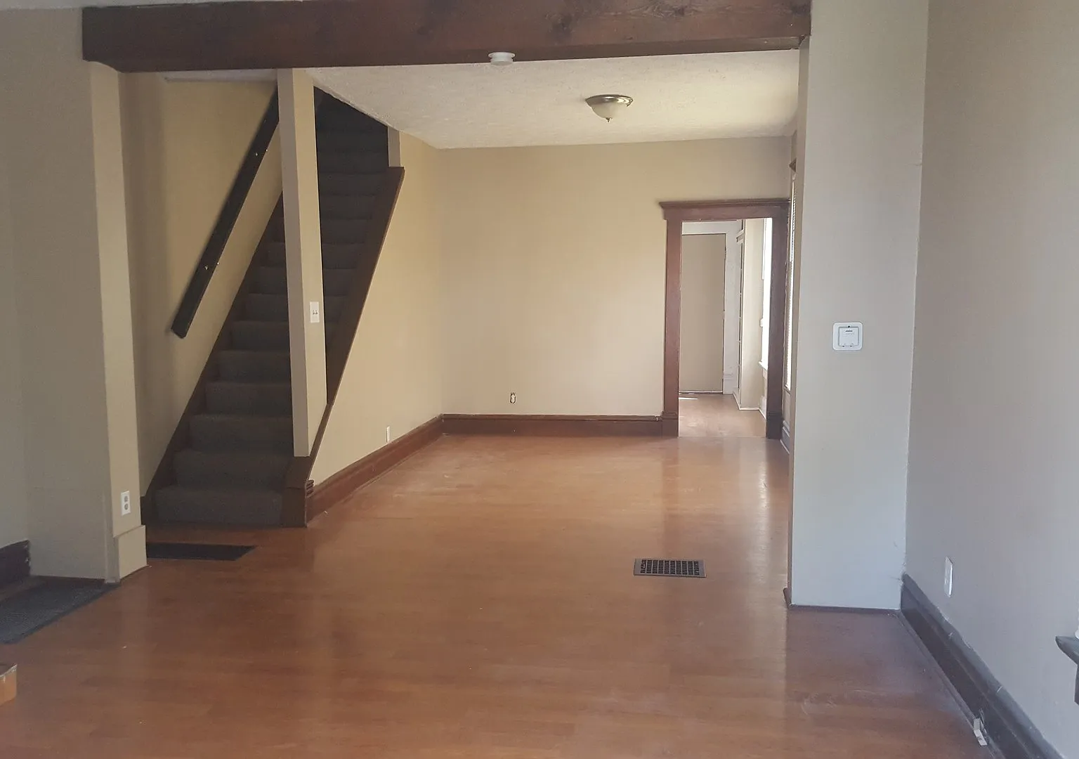 53 w Maynard Ave — Photo 4