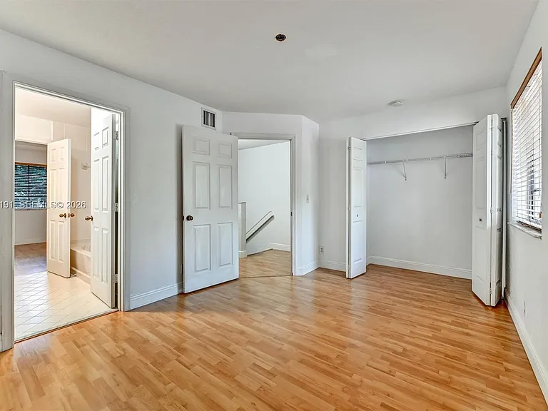 3897 Tree Top Dr — Photo 13