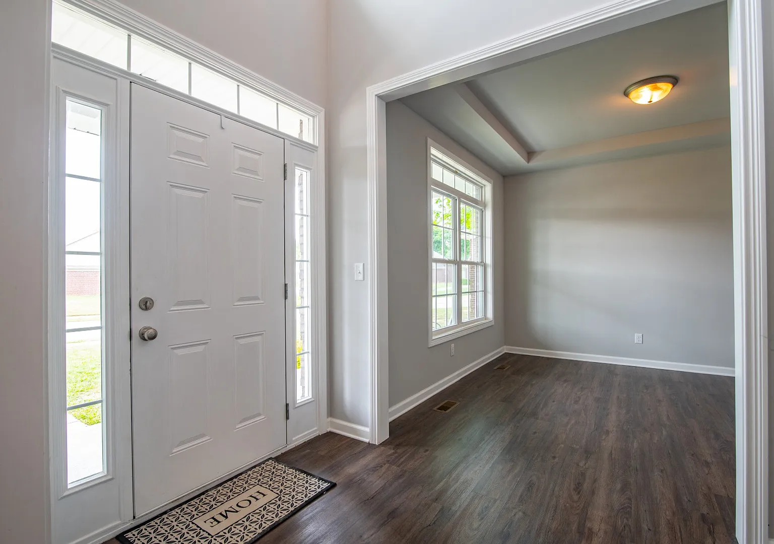 6 bed, 4970 sqft, $3,250 — Photo 3