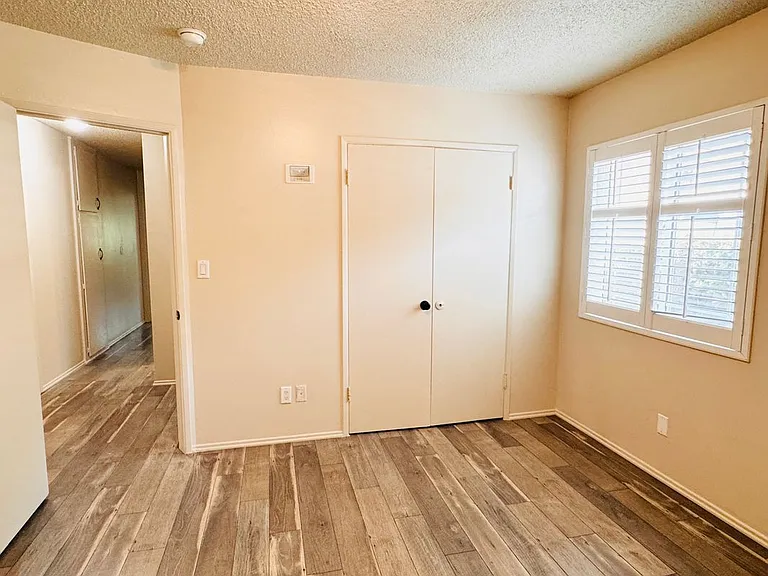 2312 Connor Ave — Photo 13