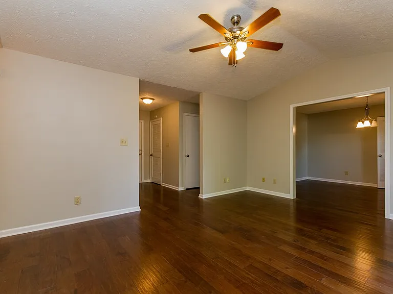 7665 Geist Estates Dr — Photo 4