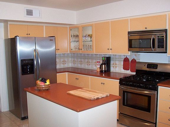 3rd image of 3220 High Point Dr