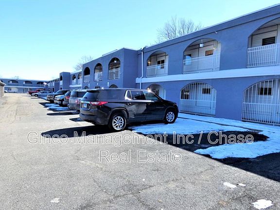 4th image of 1231 N Galena Ave #226