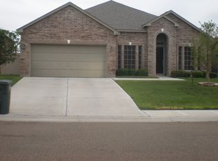 318 Sabal Loop, Laredo, TX 78045