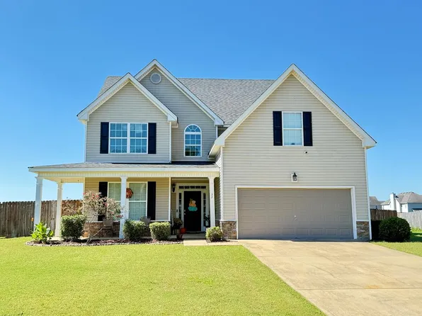 33 Apache Trl, Fort Mitchell, AL 36856