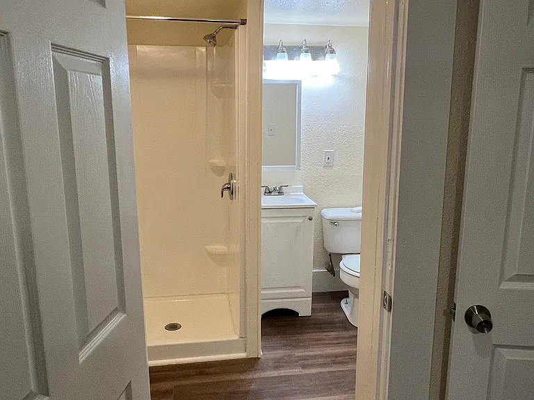 2575 Lee St SE — Photo 20
