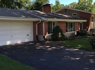 221 Worthing Dr, Saint Louis, MO 63119