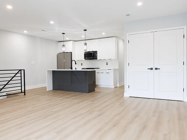9176 Frankford Ave #2 — Photo 6